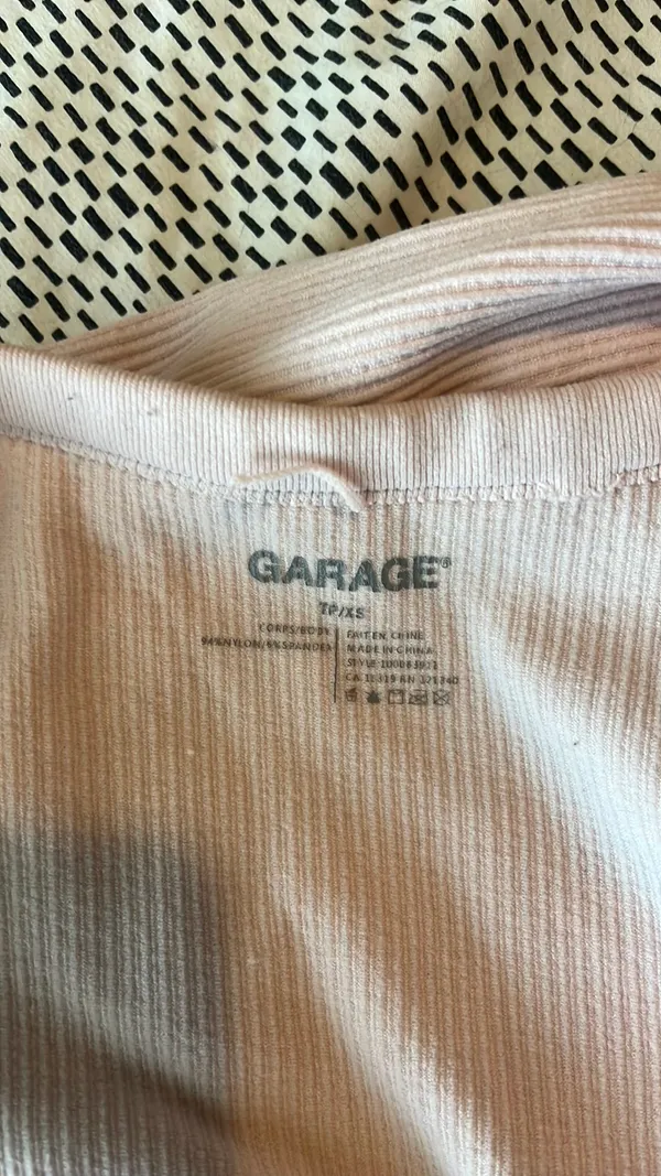 Garage Top - Image 3
