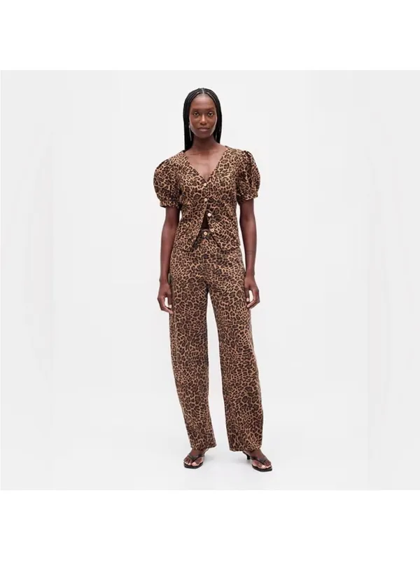 GAP Leopard Brown High Rise Barrel Jeans - Image 6