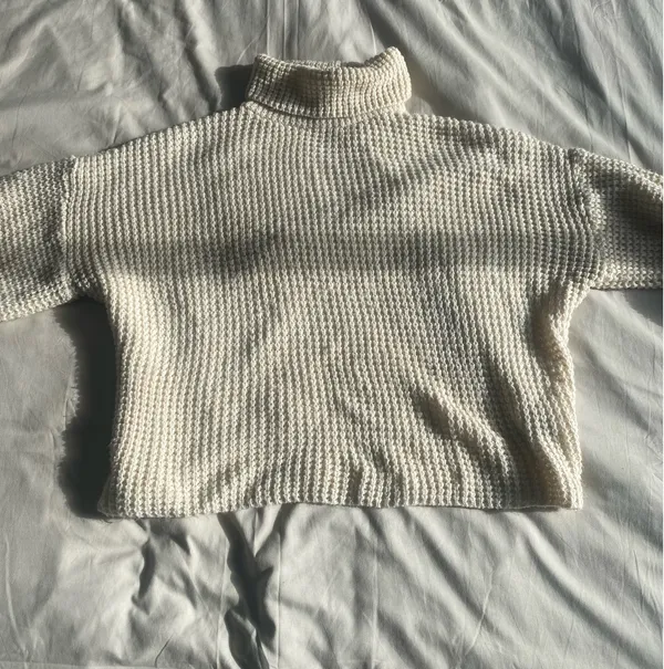 Knit Cream Turtleneck Sweater White Size M - Image 3