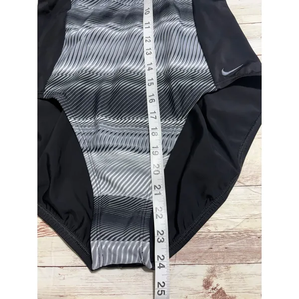 Nike Swimsuit One Piece Gray Black Striped Women's Size XL Swimming Bathing Suit - Image 5