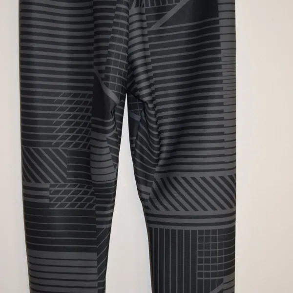 Women's‎ Nike Leggings - Size Medium - Image 3