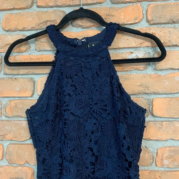 Lulus Love Poem Lace Halter Dress Womens Small Navy Floral Sleeveless Cocktail‎ - Image 2