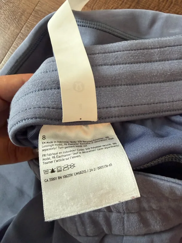 Lulu Lemon Softstreme High-Rise Wide-Leg Cropped Pant - Image 4
