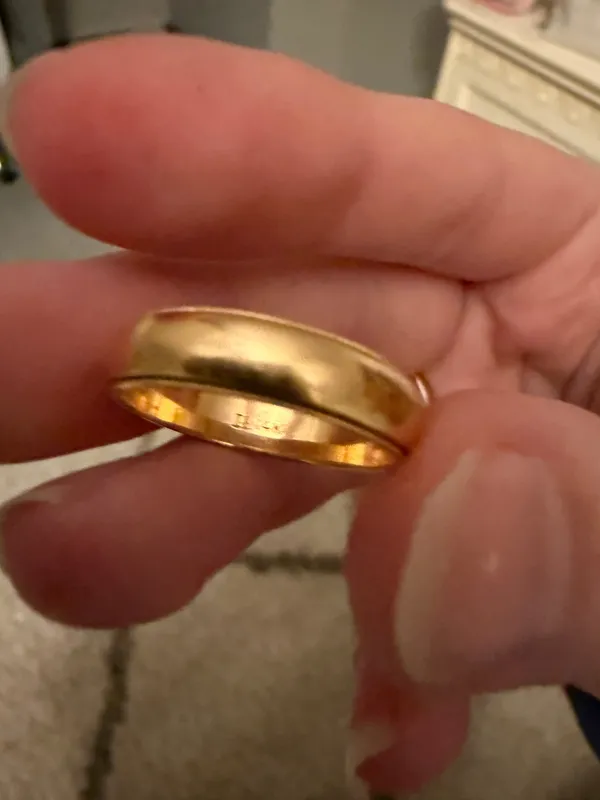 Gold band ring from Craig Husar Designs Size 7 - Image 4
