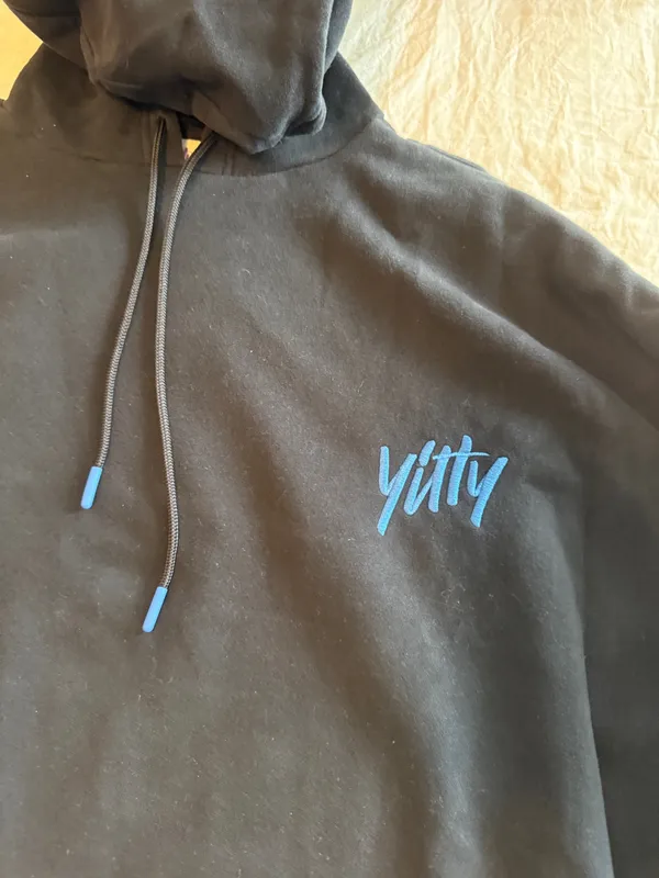 Yitty oversized hoodie black and blue - Image 2