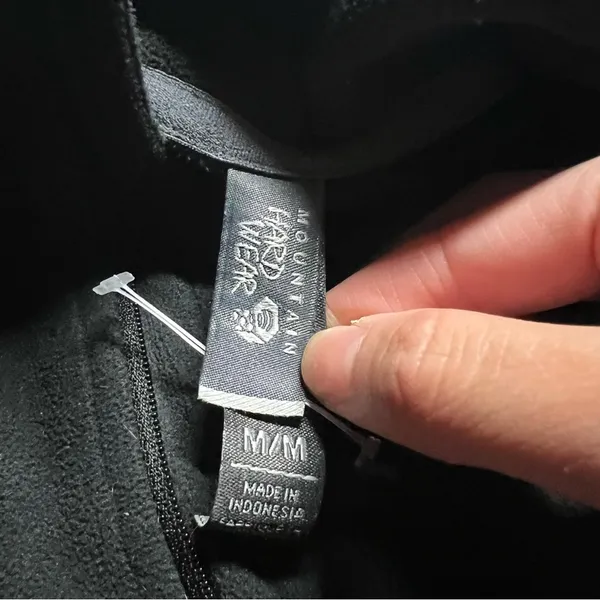 Mountain Hardwear Women’s Black Fleece Full Zip Jacket Size Medium EUC - Image 3