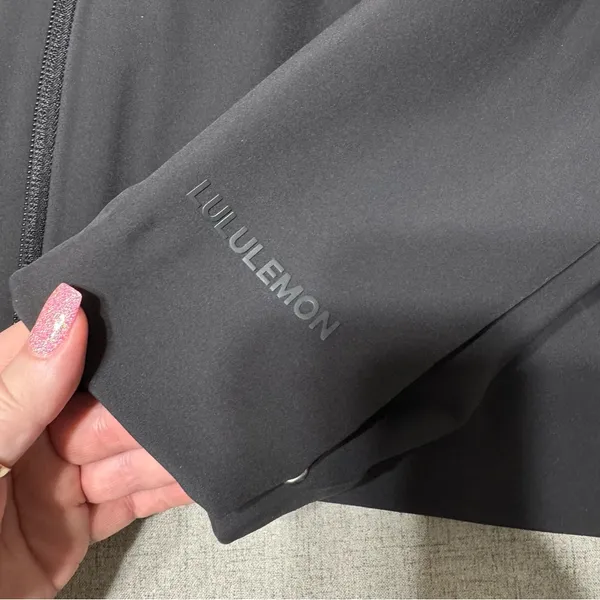 Lululemon RepelShell Cinch Back Rain Jacket Waterproof Windproof Velour Lined 12 - Image 12