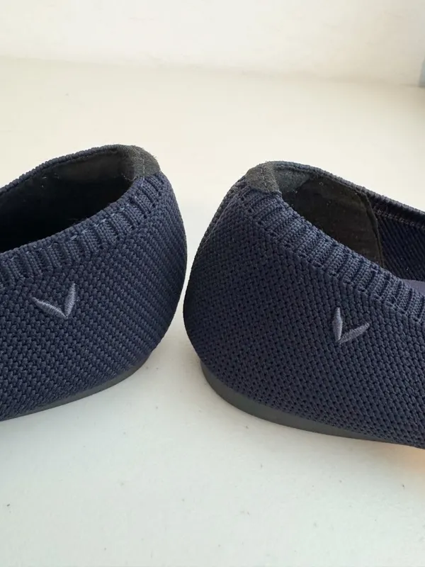Vivaia Aria Pointed Toe Ballet Flats Size 9.5 Navy Blue Classic Minimalist Chic - Image 8