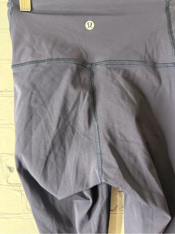 Women’s lululemon  Navy Performance leggings size 4 - Image 7