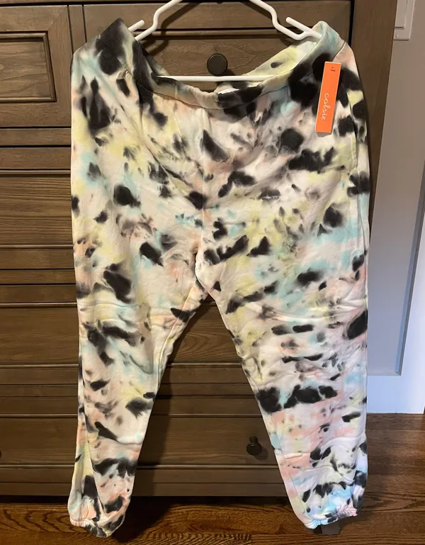 Target Tie Dye Set - Image 3