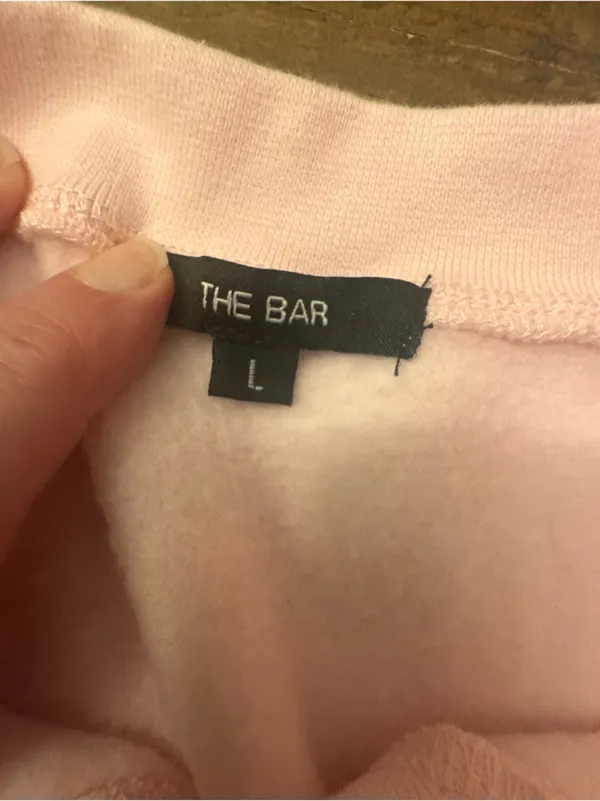 THE BAR‎ Varsity Untucked Crewneck Sweatshirt - Image 5