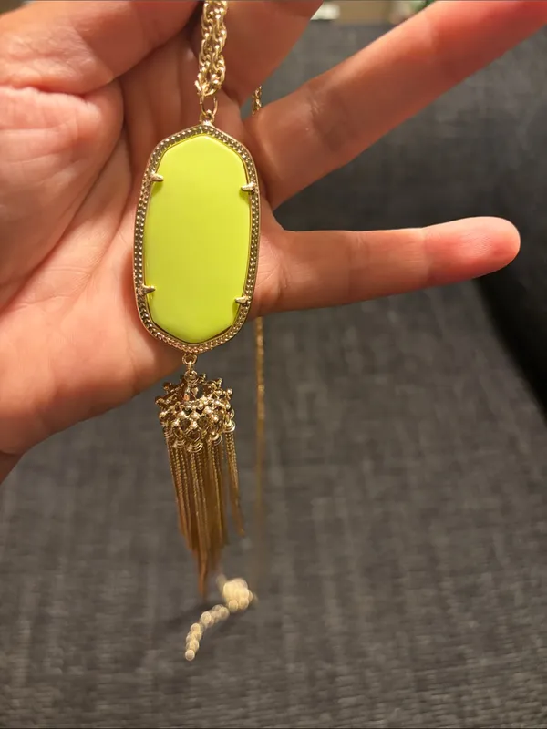 Rare Retired Kendra Scott Rayne Gold Neon Yellow Chartreuse Tassel Necklace - Image 3