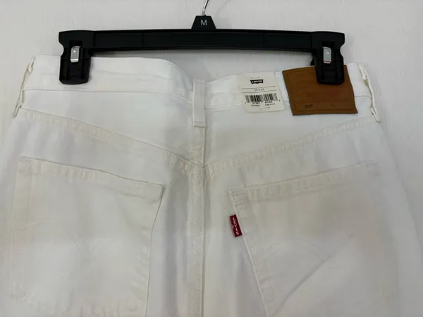 White Levi’s Jeans 501 High-Rise Denim - Image 5