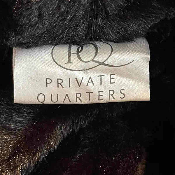 Private Quarters Touch of Mink‎ Vest Black - Image 8