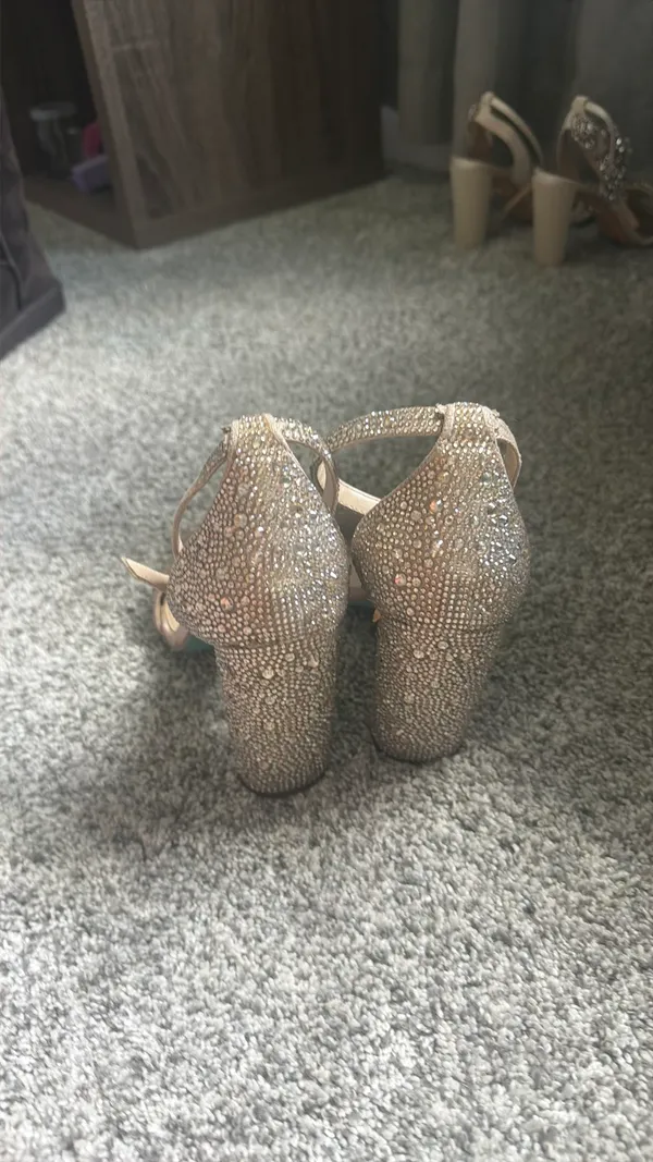Betsey Johnson heels - Image 3