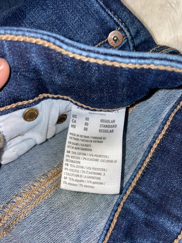 American Eagle Slit Side Flare Jeans sz.00 - Image 3
