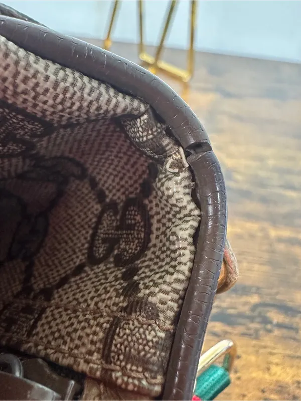 Gucci Beige GG Canvas Crescent Crossbody with Green and Red Web Strap - Image 12