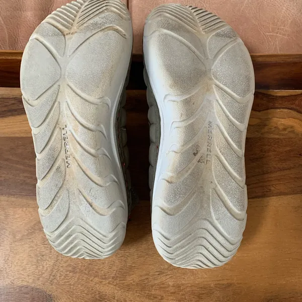 Merrell Hut Moccasin Loafer - Image 8