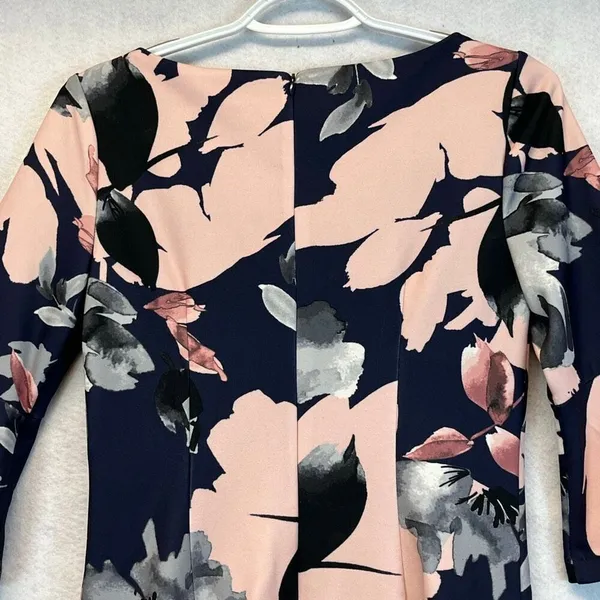 NWT VINCE CAMUTO Women’s Dress Sz 2‎ Navy Blue Floral Bell-Sleeve Shift Cocktail - Image 11