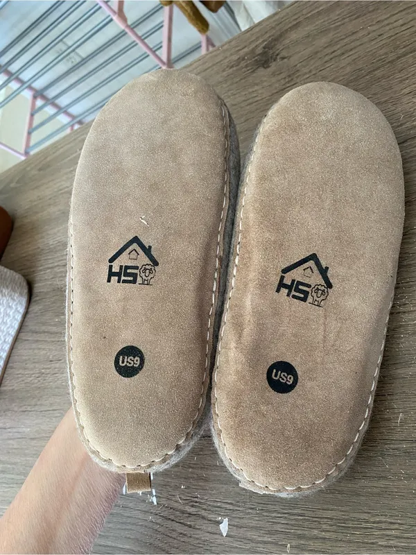Haussimple Wool Handmade Tan Boiled Wool Felt Slippers Black Cat size 9 - Image 7