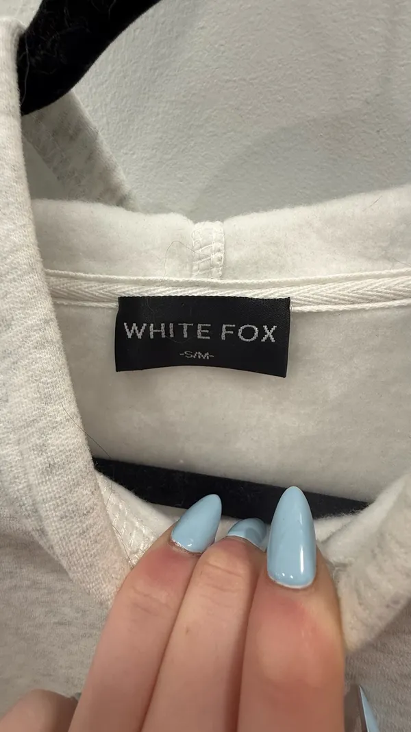 White Fox Sweatshirt Boutique - Image 4