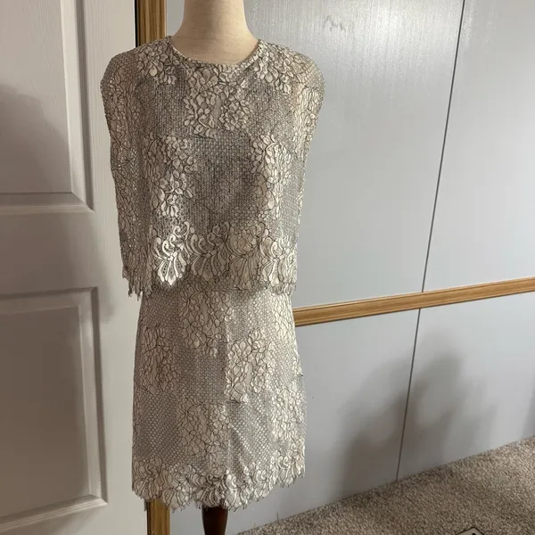 Elliatt Reflections Cape Lace‎ Mini Dress Size Small - Image 13
