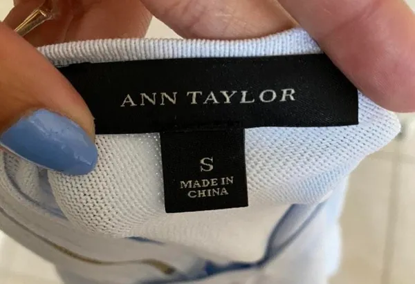 Ann Taylor Blue Vneck Sweater - Image 8