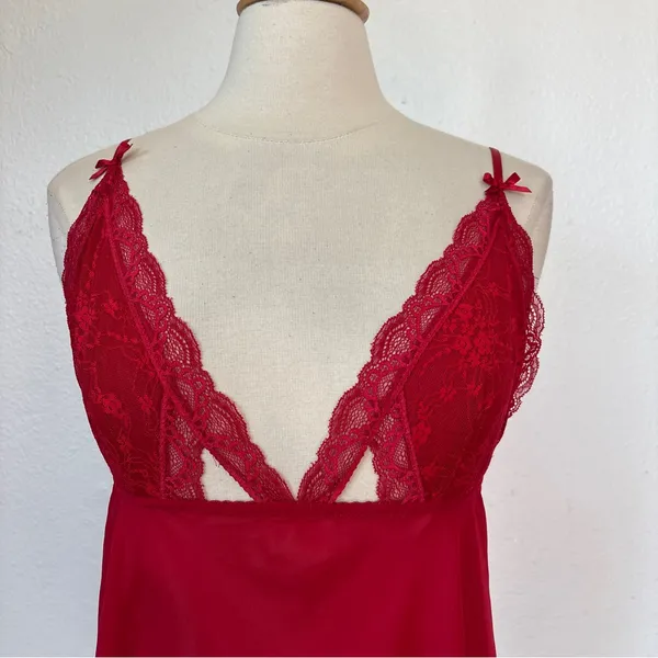 Ambrielle Solid Red Lace Chemise Size L - Image 2