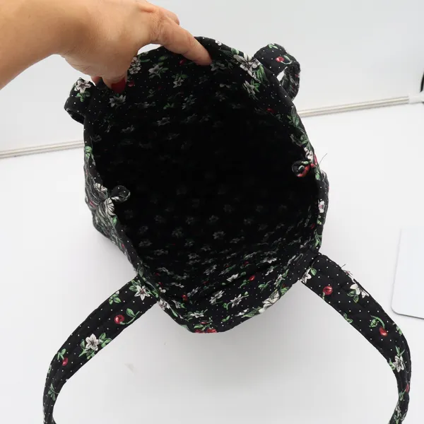 Unbranded Tote Bag Womens OS Quilted Cherry Floral Polka Dot Black Fruit - Image 3