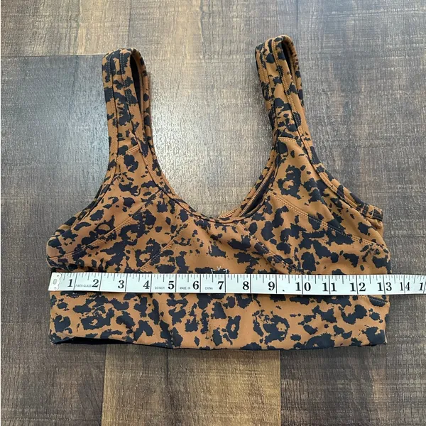 Varley Let's Move Kellam Sports Bra Size Large - Image 5