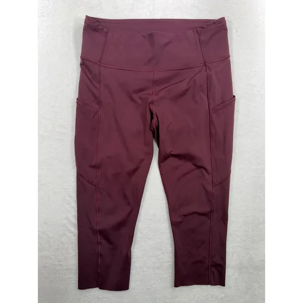 Lululemon 10 Fast and Free High-Rise Crop II Non-Reflective Nulux Garnet Cropped - Image 3