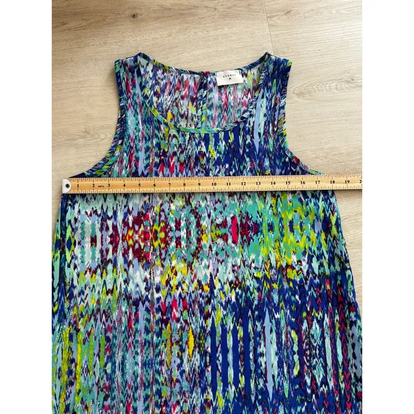 Everly EUC Women's Multicolor Aztec Chevron Ikat Sleeveless Blouse Size M - Image 7