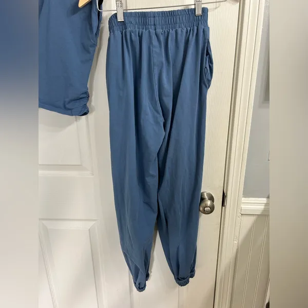 Two Piece Outfit Casual Lounge Set Cropped Top and jogger Sweatpant with Pockets - Image 6