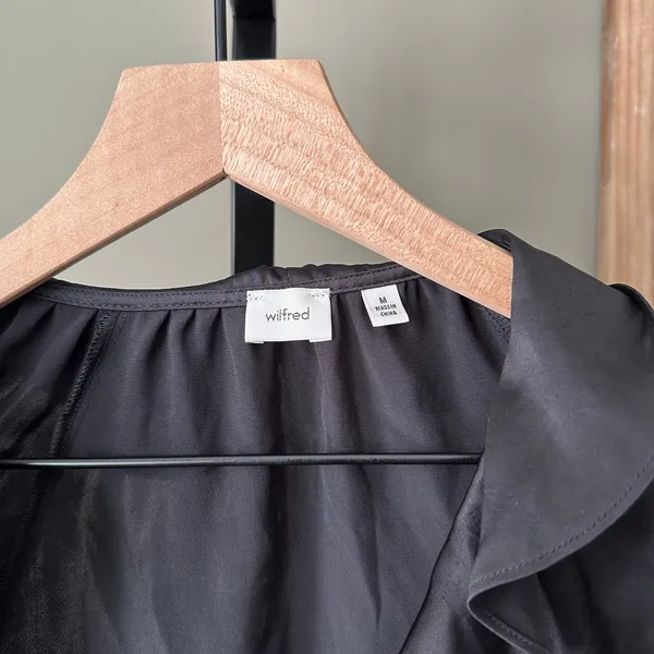 Aritzia Wilfred Spartina Satin Blouse Black Medium NWT - Image 3
