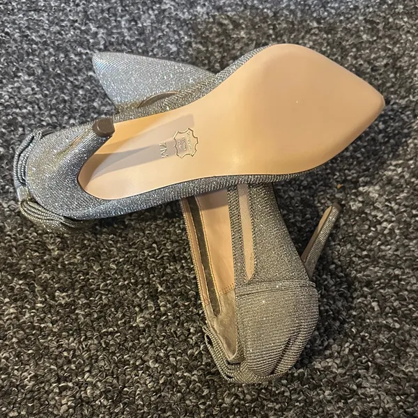 Elegant Silver Metallic Heels size 7 - Image 6