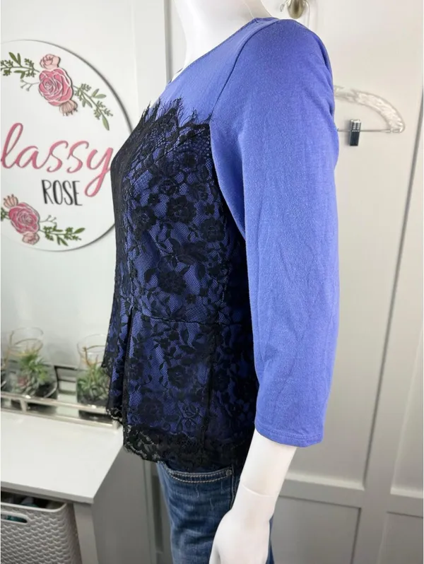 Beautiful Elle Top Size M/L - Image 2