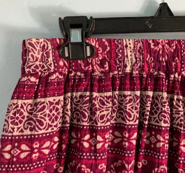 Forever 21 Dark Pink Skirt - Image 2
