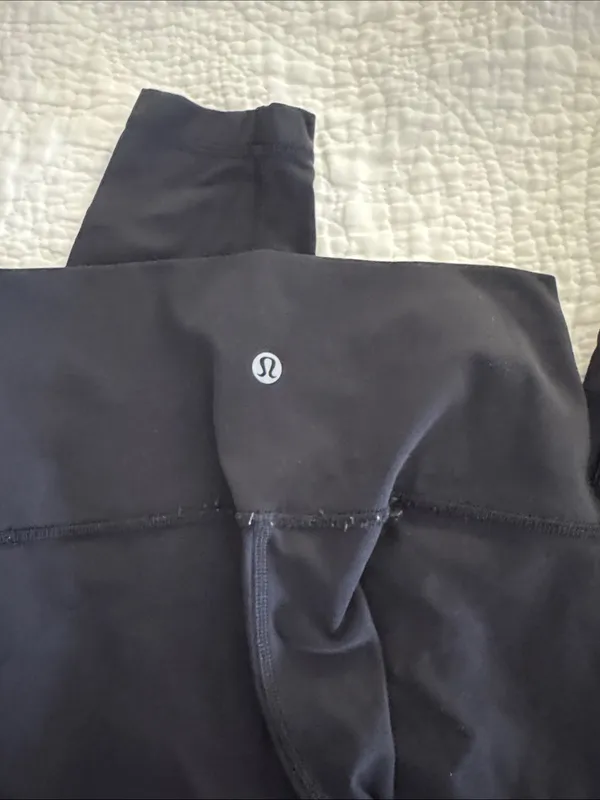 Lululemon Wunder leggings - Image 3