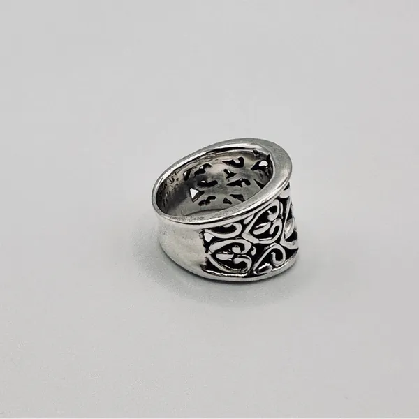 Vintage Celtic Knot Trinity Scroll
Simple Plain Ring size 6.5 and 1.5 cm Silver - Image 3