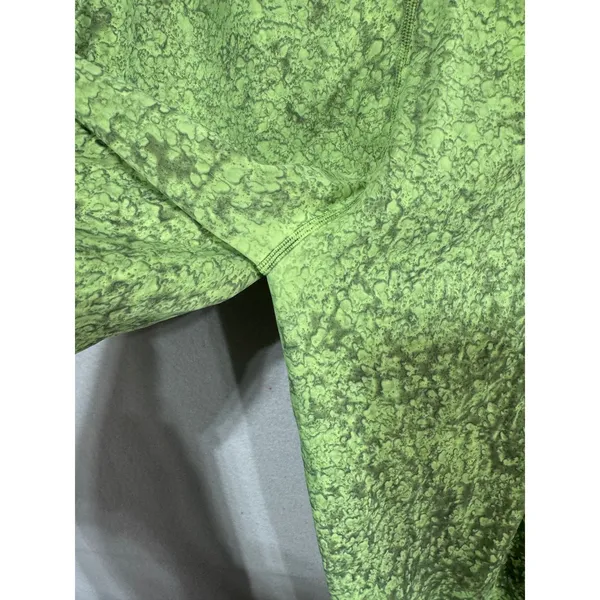 Lululemon Size 12 Base Pace City Grit Green High-Rise Running Tight‎ 25" Yoga - Image 4