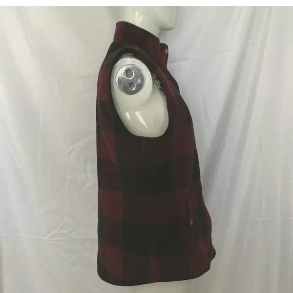 Thread and Supply Plaid‎ Vest Sherpa lined Womens Size Small Red and Black EUC - Image 5