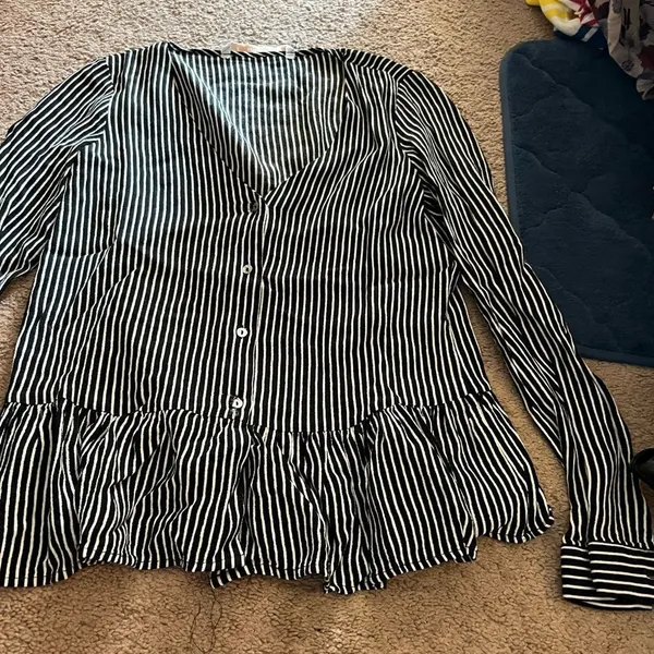 Zara‎ xs striped blouse - Image 3