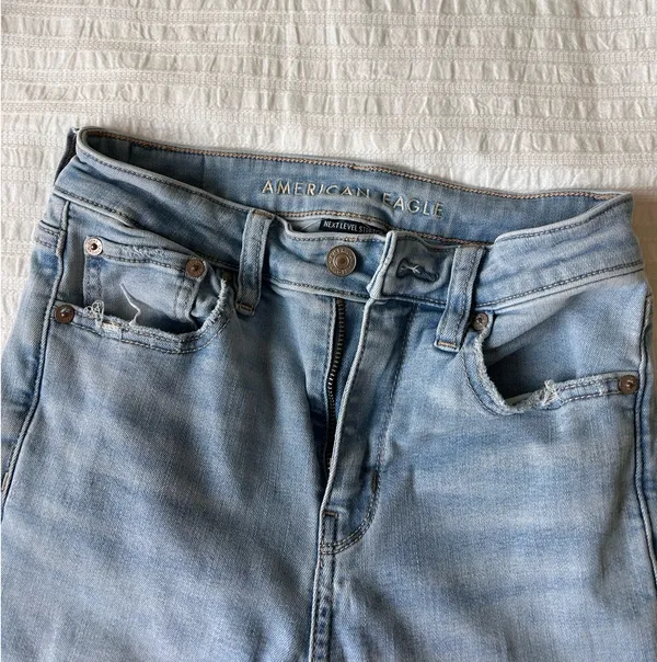 American Eagle Flare Jeans - Image 2