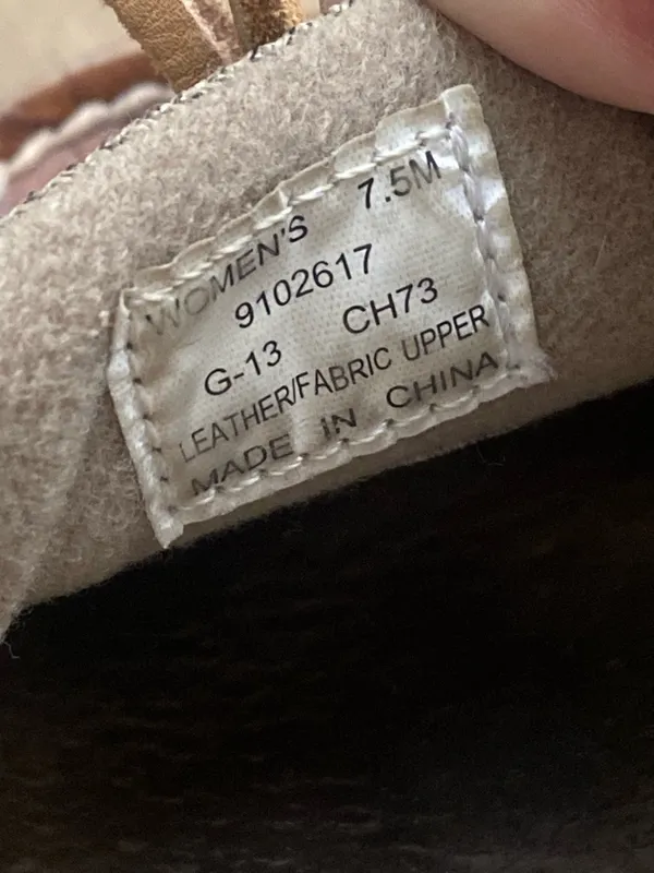 Sperry Women’s Leather Boat Shoes - Image 7