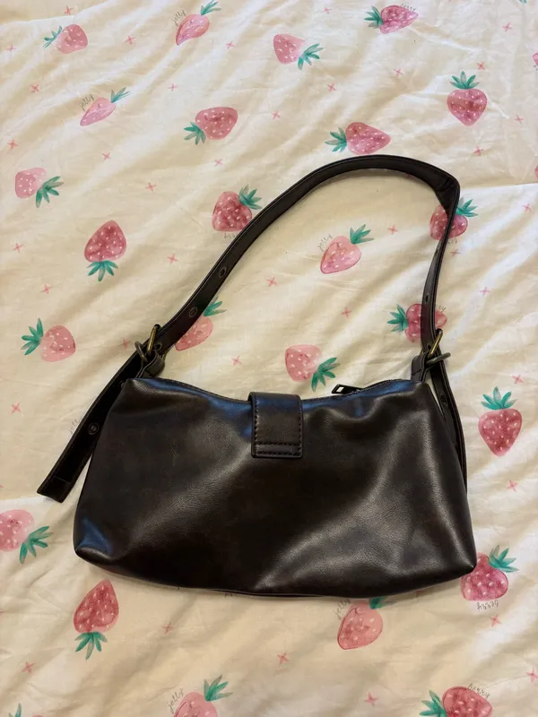Amazon Vintage buckle shoulder bag - Image 5