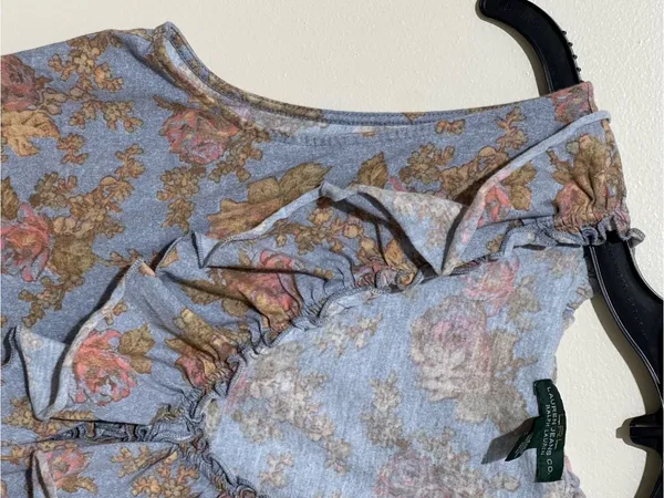 LAUREN JEANS CO. Ralph Lauren Floral Ruffle V-Neck Tank Top M 18” p2p Blue Multi - Image 4