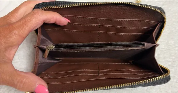 Michael Kors Cellphone Wallet Crossbody - Image 2