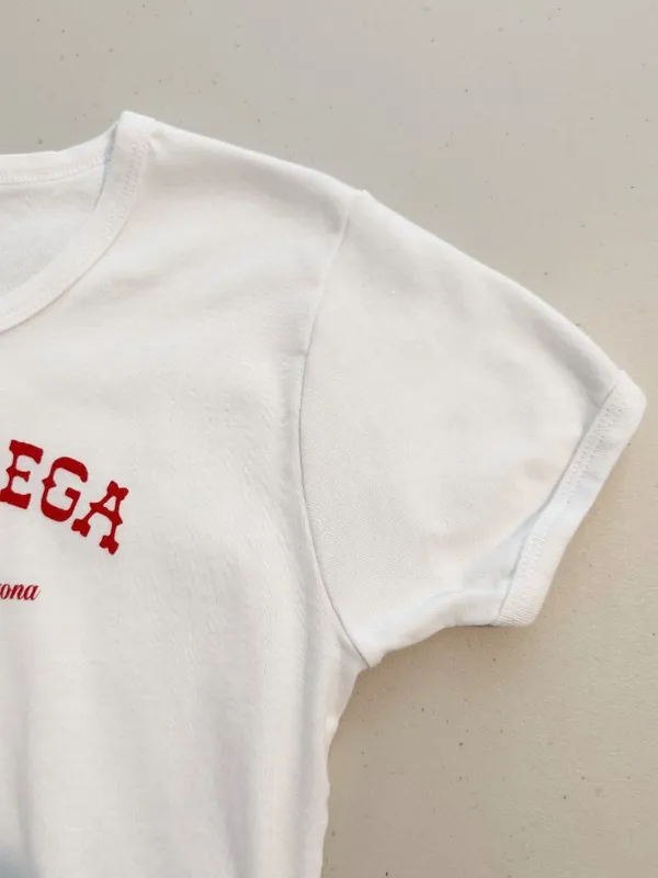 University of Arizona Chi Omega Shirt Size M Baby Tee Graphic Alternative Grunge - Image 3