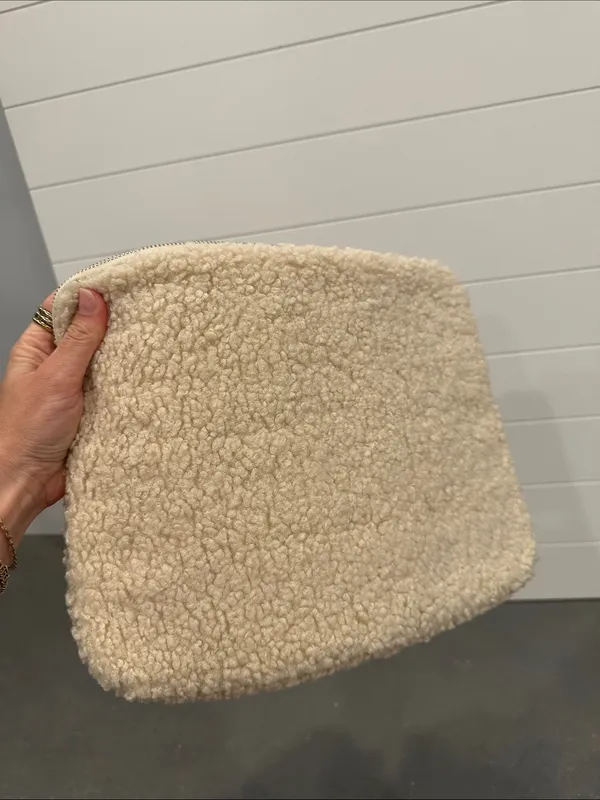 H&M Plush Shearling Zip Sherpa Computer Tablet Case Pouch- Cream (laptop bag) - Image 4