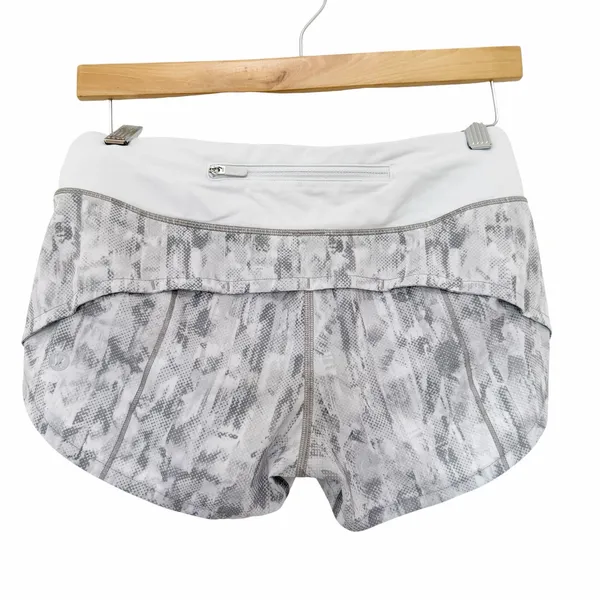 Lululemon Speed Up Shorts 2.5" City Breeze Alpine White Sz 2 - Image 3